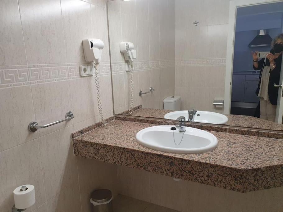 Centro De Salou-2 Minutos De La Playa-Wifi-Piscina Apartment Exterior photo