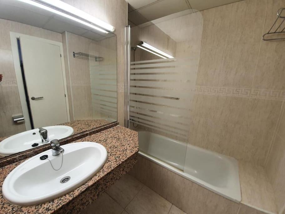 Centro De Salou-2 Minutos De La Playa-Wifi-Piscina Apartment Exterior photo